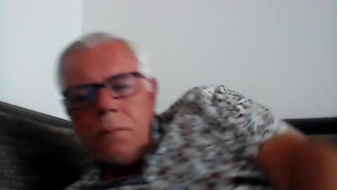 eisbaer1957 online show from June 20, 1:06 pm