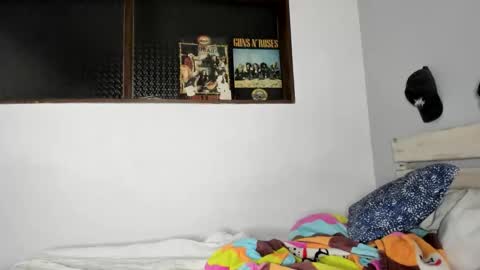 eithan_rune online show from March 29, 4:25 am