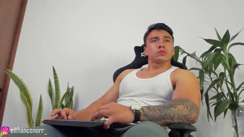 EITHAN CONOR online show from September 15, 2:02 am