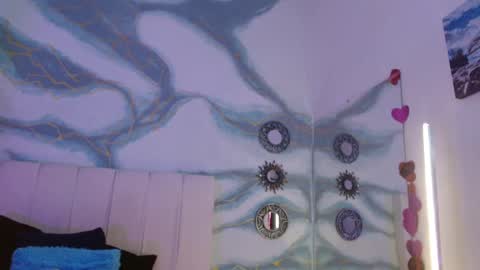 Snapshot of eka_urda chatting on February 20, 3:45 am Eka online show from February 20, 3:45 am