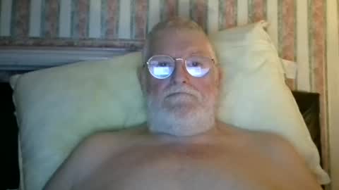 Snapshot of eketman1964 chatting on September 23, 9:43 pm eketman1964 online show from September 23, 9:43 pm