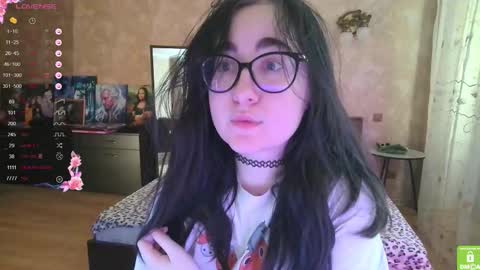 If you like it when I meow give me a thumbs up online show from November 6, 9:01 am