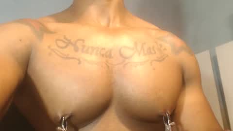 el_vecino_m online show from December 2, 6:34 am