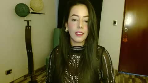Snapshot of ela_3611 chatting on September 14, 11:17 pm ela_3611 online show from September 14, 11:17 pm