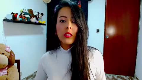 Snapshot of ela_3611 chatting on December 3, 11:07 pm ela_3611 online show from December 3, 11:07 pm