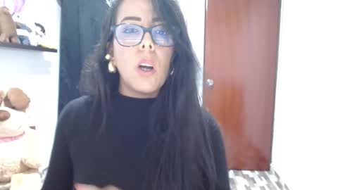 Snapshot of ela_3611 chatting on March 2, 12:31 am ela_3611 online show from March 2, 12:31 am