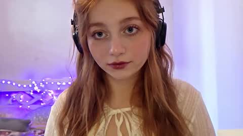 Maya online show from October 19, 1:49 pm
