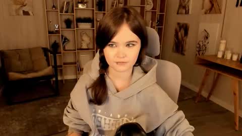 Your sweet girl online show from October 3, 7:22 pm