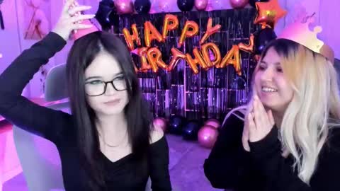 Your sweet girl online show from October 19, 8:35 pm