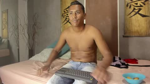 elainee_and_bamm online show from January 10, 10:15 pm