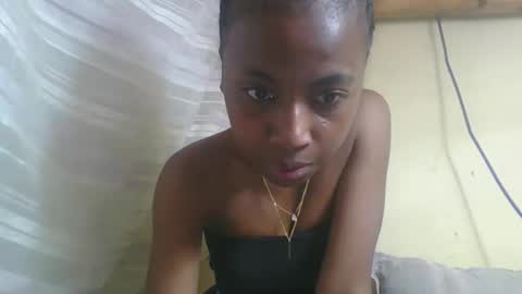 elalia1234 online show from September 20, 4:04 am