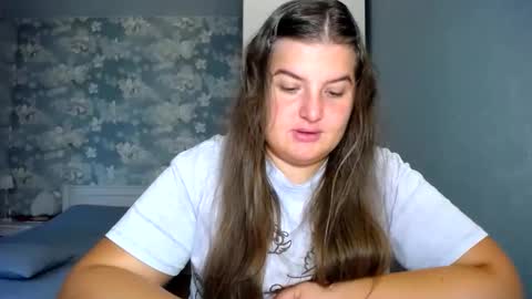 Snapshot of elanis_blair chatting on September 20, 10:51 am Elanis online show from September 20, 10:51 am