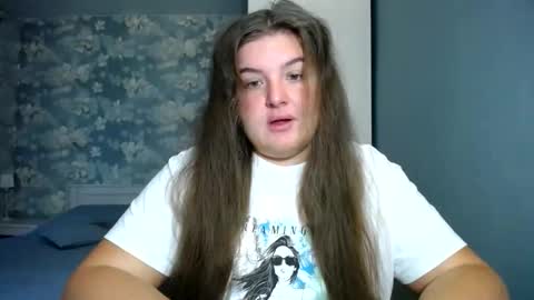 Elanis online show from October 26, 12:06 pm