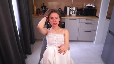 ELA 3 online show from May 9, 6:52 am