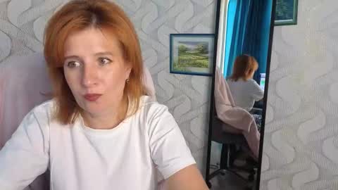 Snapshot of elannaria chatting on September 8, 3:22 pm Elanna online show from September 8, 3:22 pm