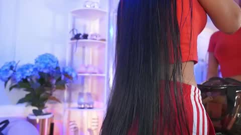 Elasummeer online show from March 19, 12:10 pm