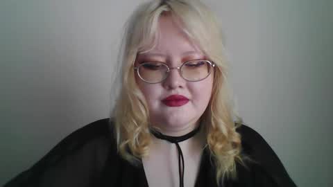 elayne_sweet online show from March 3, 8:21 am