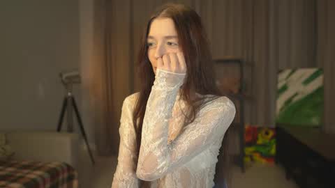 Snapshot of elbasypher chatting on October 19, 1:38 pm Elba Blance online show from October 19, 1:38 pm
