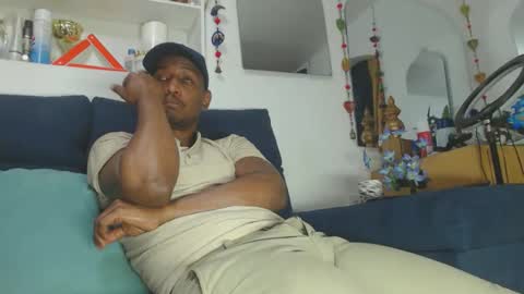 elcaballeroblack online show from March 5, 7:01 pm