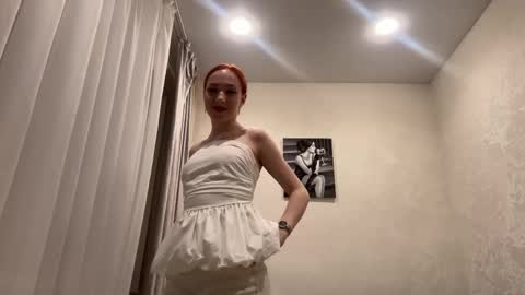 Lois online show from April 14, 7:39 pm