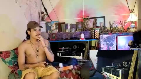 Snapshot of eleazar_blake chatting on October 10, 3:45 am Sir Eleazar online show from October 10, 3:45 am