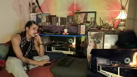Snapshot of eleazar_blake chatting on October 15, 6:49 am Sir Eleazar online show from October 15, 6:49 am