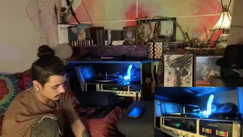 Snapshot of eleazar_blake chatting on October 19, 7:46 am Sir Eleazar online show from October 19, 7:46 am