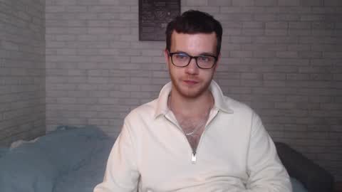 Snapshot of electric_smile chatting on January 20, 7:35 pm Alex online show from January 20, 7:35 pm