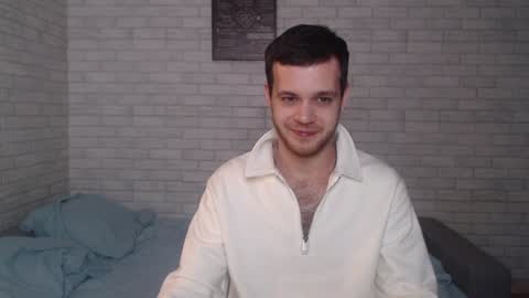 Snapshot of electric_smile chatting on January 14, 8:04 pm Alex online show from January 14, 8:04 pm