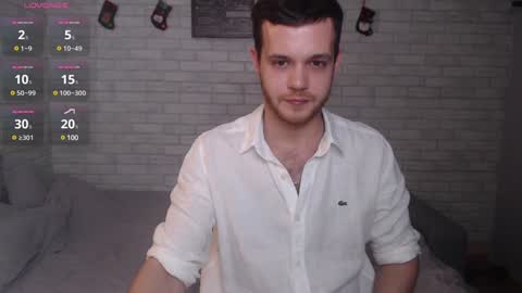 Snapshot of electric_smile chatting on January 9, 5:43 pm Alex online show from January 9, 5:43 pm