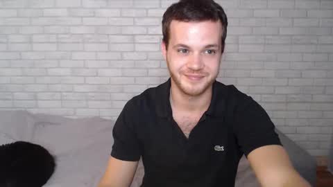 Snapshot of electric_smile chatting on October 5, 1:51 pm Alex online show from October 5, 1:51 pm