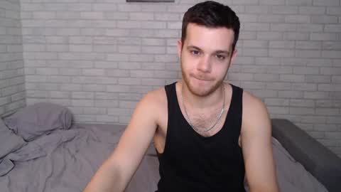 Snapshot of electric_smile chatting on February 24, 4:26 pm Alex online show from February 24, 4:26 pm