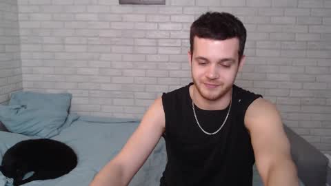 Snapshot of electric_smile chatting on March 9, 2:54 pm Alex online show from March 9, 2:54 pm