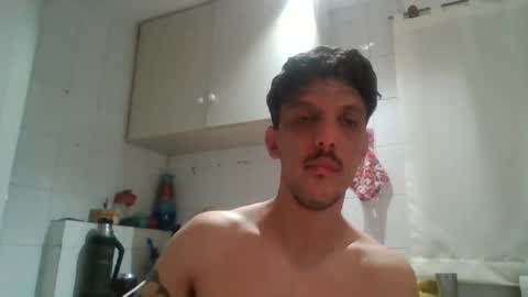 Snapshot of electrodreams chatting on October 31, 1:39 am electrodreams online show from October 31, 1:39 am