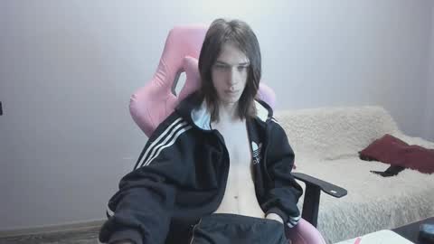 eleganc3 online show from February 5, 4:49 am