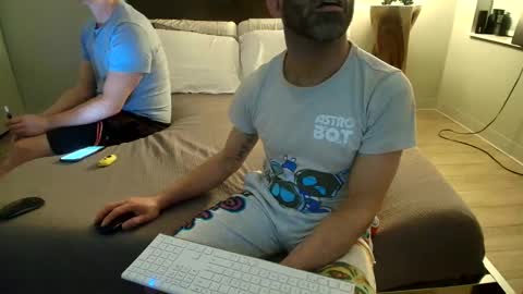 eleguasanto online show from May 31, 7:51 am