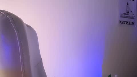 Snapshot of elektra_sky11 chatting on February 8, 6:11 pm Elektra Sky online show from February 8, 6:11 pm