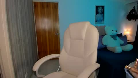 Elena online show from March 28, 7:04 pm