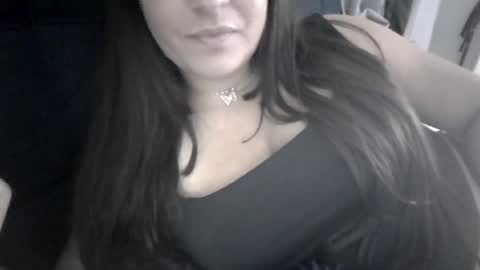 Elenasweetass online show from July 16, 4:38 am