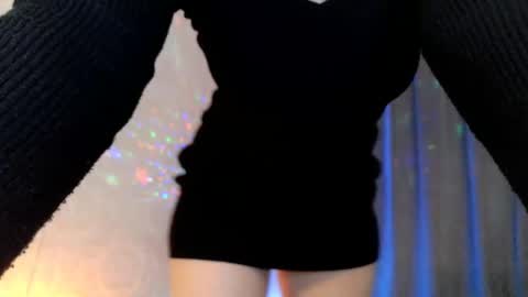 elenaza online show from December 31, 4:04 pm