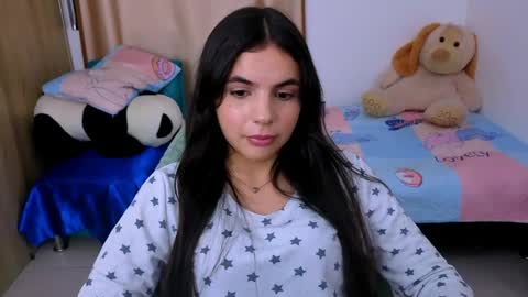 Snapshot of elenna_hotx chatting on September 22, 7:07 pm agnes online show from September 22, 7:07 pm