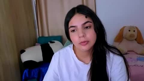 Snapshot of elenna_hotx chatting on October 16, 7:46 pm agnes online show from October 16, 7:46 pm