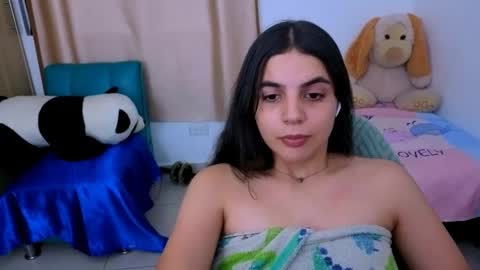 Snapshot of elenna_hotx chatting on September 25, 12:28 am agnes online show from September 25, 12:28 am