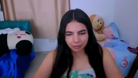 Snapshot of elenna_hotx chatting on October 9, 7:19 pm agnes online show from October 9, 7:19 pm