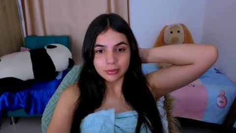 Snapshot of elenna_hotx chatting on October 14, 7:17 pm agnes online show from October 14, 7:17 pm