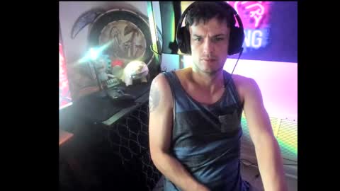 elephantrunkman online show from March 7, 5:40 am