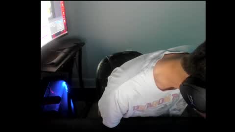 elephantrunkman online show from February 14, 6:02 am