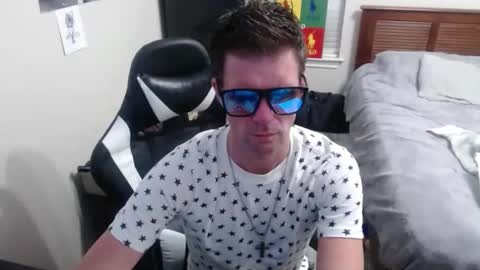 Walker online show from September 25, 3:13 am