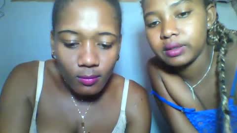 elia011 online show from January 25, 11:34 am