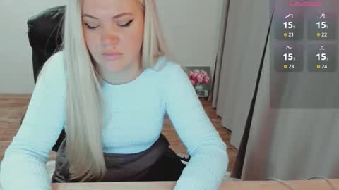 Ella online show from October 17, 5:55 am